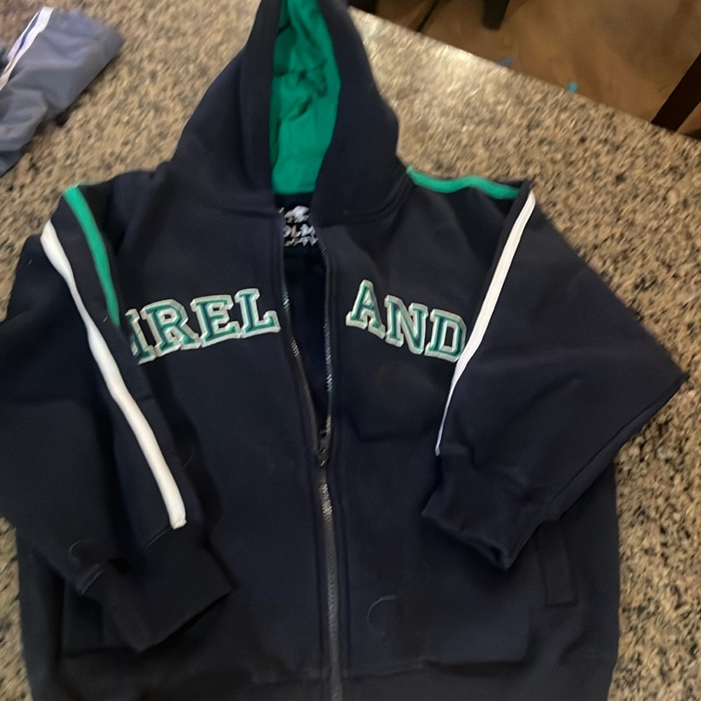 Heavy sweatshirt